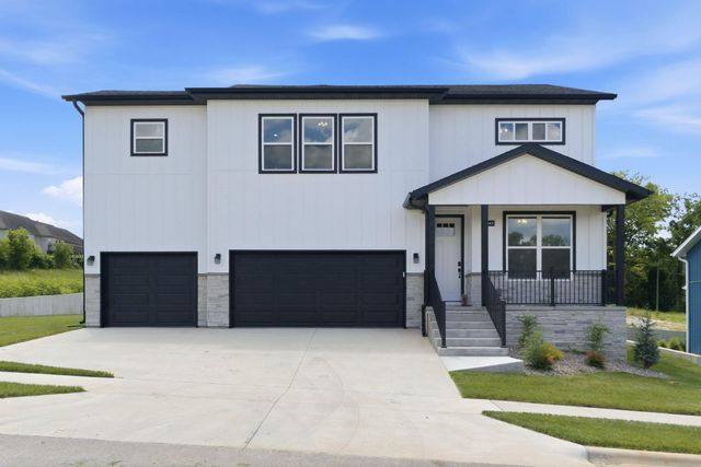 5341 S Dayton Avenue, Springfield, MO 65810