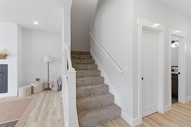 5341 S Dayton Avenue, Springfield, MO 65810