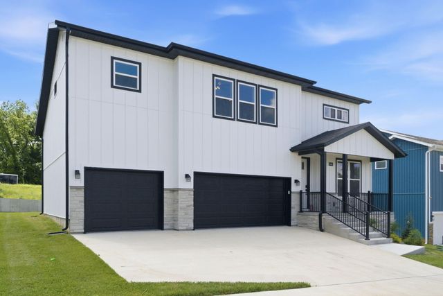 5341 S Dayton Avenue, Springfield, MO 65810