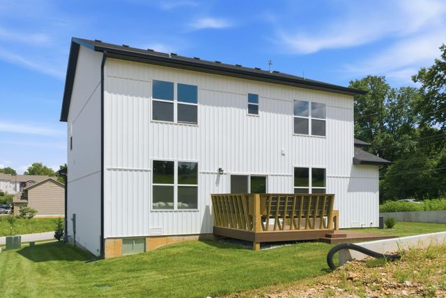 5341 S Dayton Avenue, Springfield, MO 65810