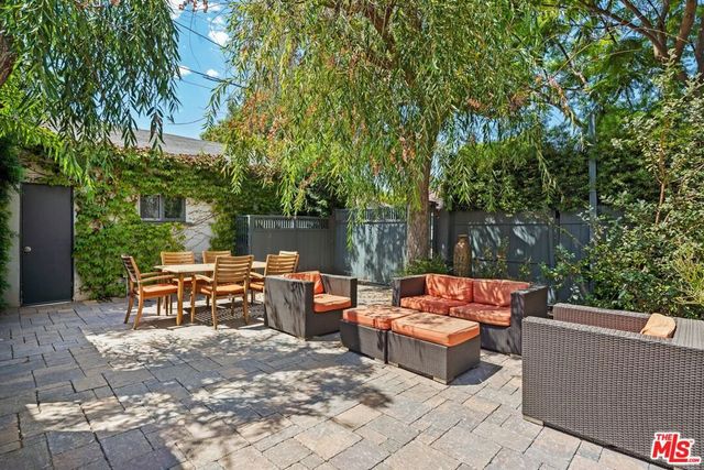449 Westbourne Drive, West Hollywood, CA 90048
