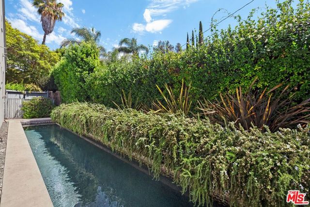 449 Westbourne Drive, West Hollywood, CA 90048