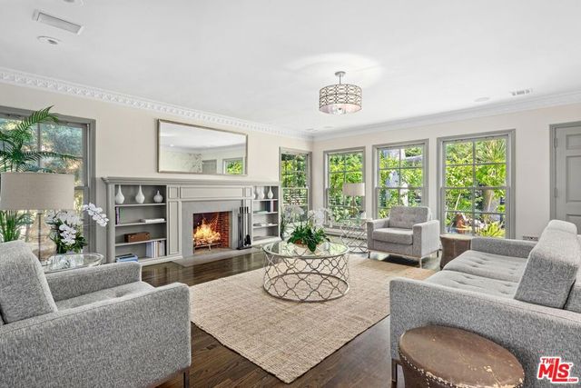 449 Westbourne Drive, West Hollywood, CA 90048