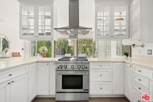 449 Westbourne Drive, West Hollywood, CA 90048