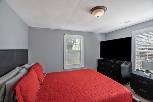 519 Taylor Street, Arlington, TX 76011