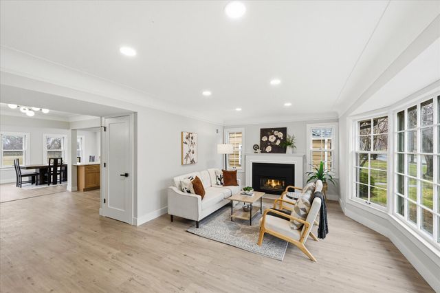 5829 12th Avenue S, Minneapolis, MN 55417