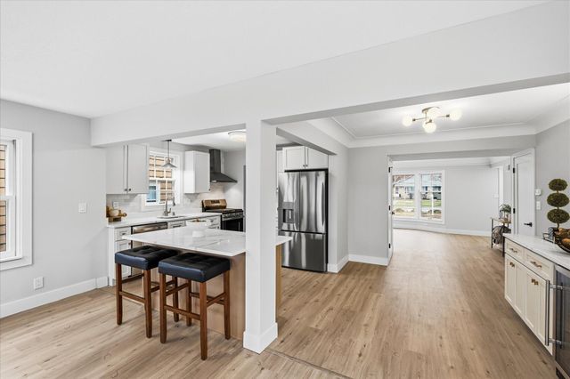 5829 12th Avenue S, Minneapolis, MN 55417