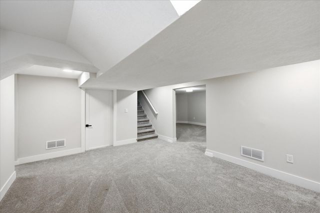 5829 12th Avenue S, Minneapolis, MN 55417