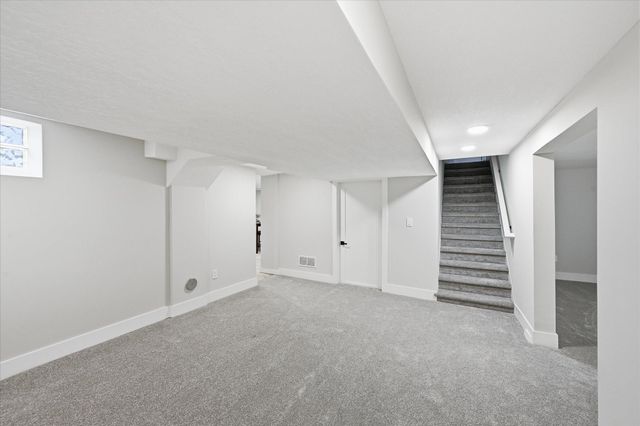 5829 12th Avenue S, Minneapolis, MN 55417