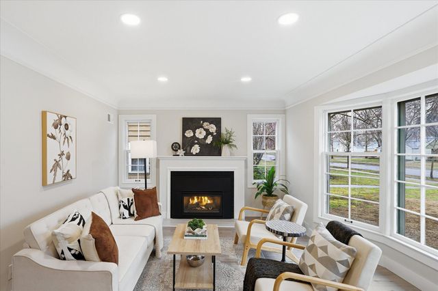 5829 12th Avenue S, Minneapolis, MN 55417