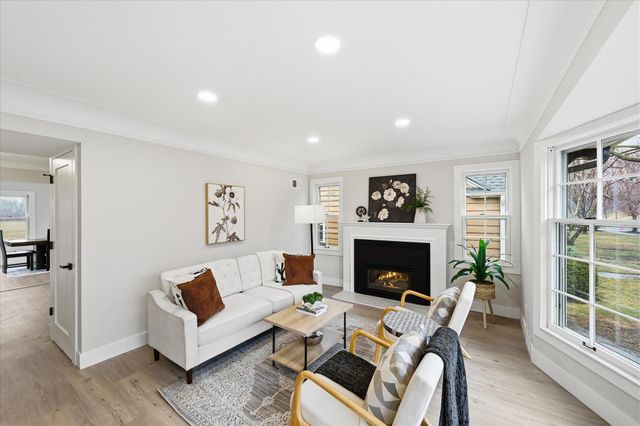 5829 12th Avenue S, Minneapolis, MN 55417