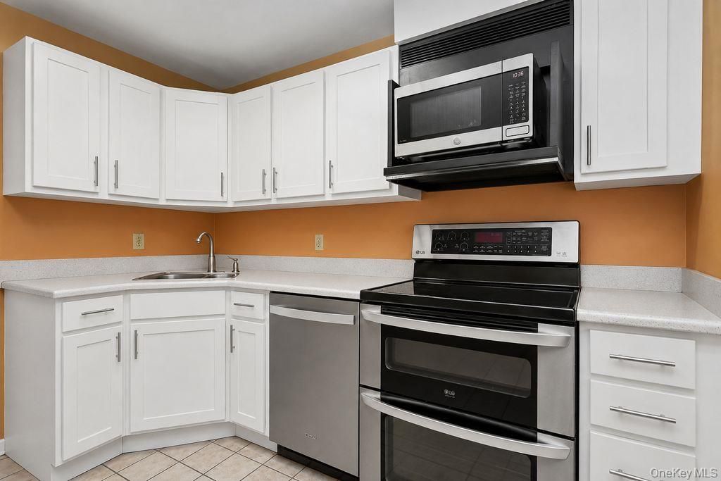 137 Fields Lane, Peekskill, NY 10566 — photo 5