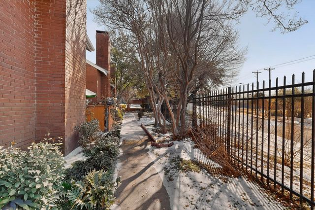 8404 Forest Lane 1305, Dallas, TX 75243