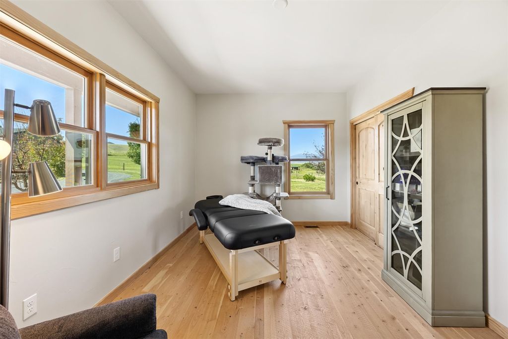 915 Point Of Rocks Road, Whitehall, MT 59759 photo 31