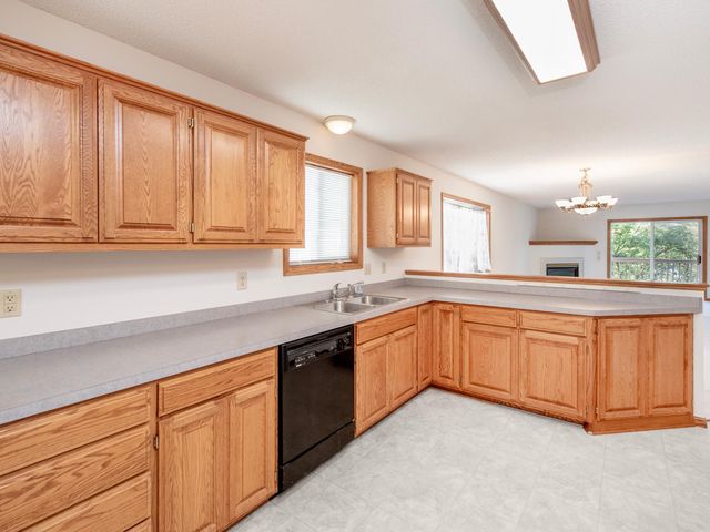 1630 Mackubin Street, Saint Paul, MN 55117