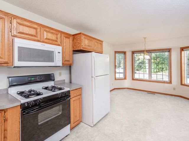 1630 Mackubin Street, Saint Paul, MN 55117