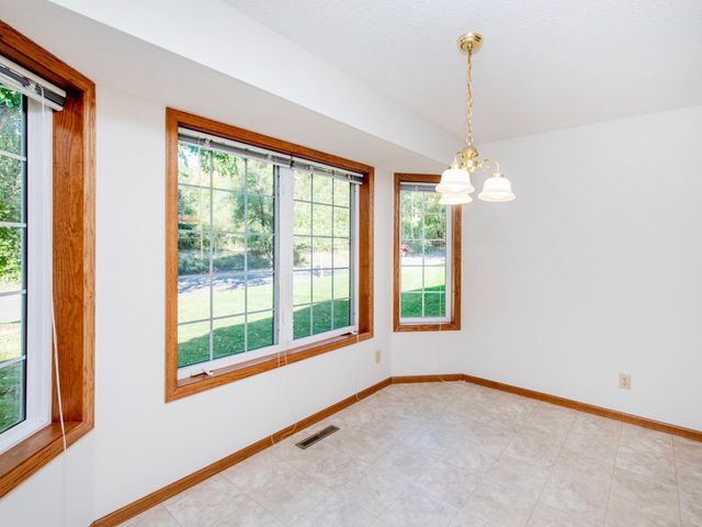 1630 Mackubin Street, Saint Paul, MN 55117