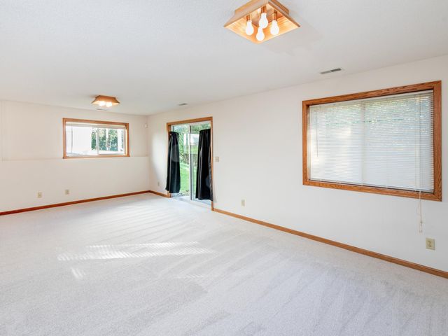 1630 Mackubin Street, Saint Paul, MN 55117