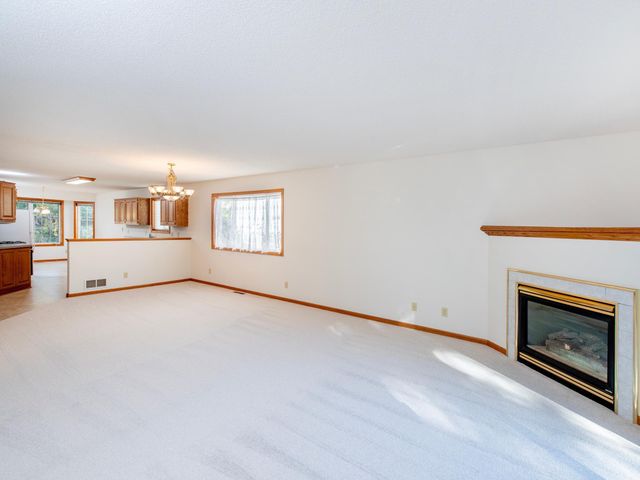 1630 Mackubin Street, Saint Paul, MN 55117