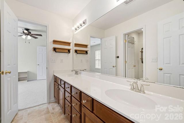 10826 Persimmon Creek Drive, Mint Hill, NC 28227