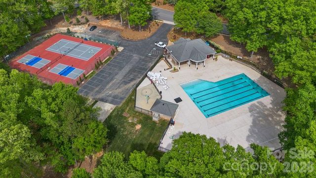 10826 Persimmon Creek Drive, Mint Hill, NC 28227