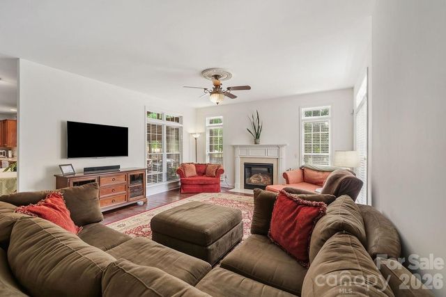 10826 Persimmon Creek Drive, Mint Hill, NC 28227