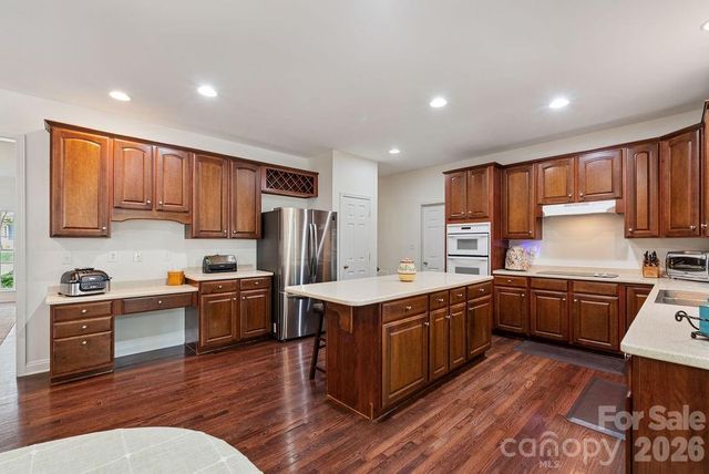 10826 Persimmon Creek Drive, Mint Hill, NC 28227