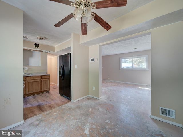 9303 KIMBARK AVE, Lanham, MD 20706