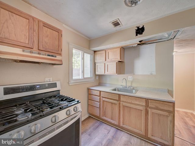 9303 KIMBARK AVE, Lanham, MD 20706