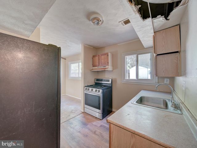 9303 KIMBARK AVE, Lanham, MD 20706