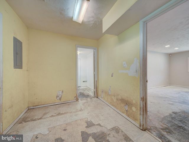 9303 KIMBARK AVE, Lanham, MD 20706