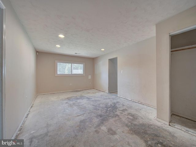 9303 KIMBARK AVE, Lanham, MD 20706