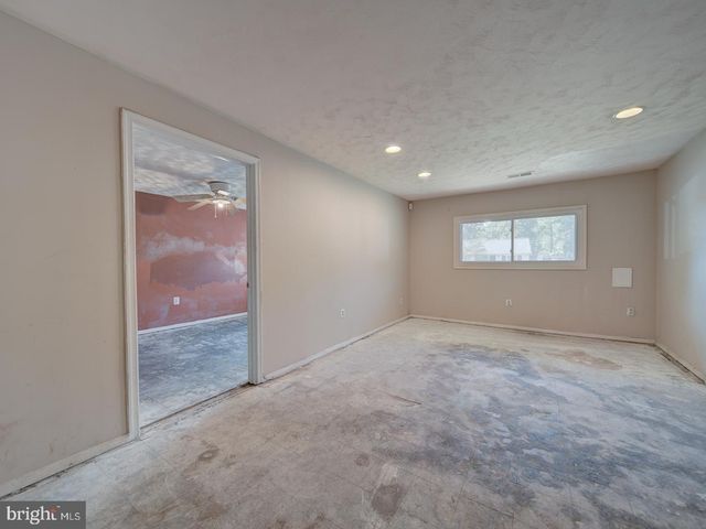 9303 KIMBARK AVE, Lanham, MD 20706
