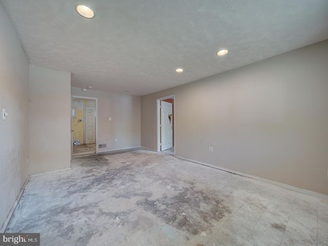 9303 KIMBARK AVE, Lanham, MD 20706