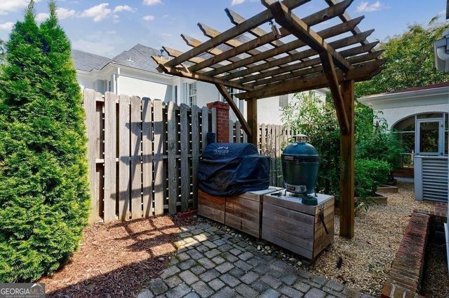 42 Camden Road NE, Atlanta, GA 30309