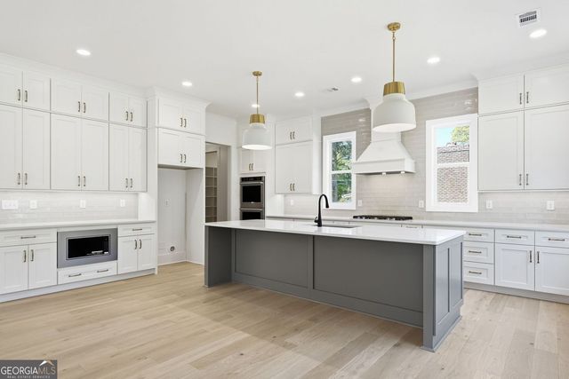 2487 Sims Drive NE, Marietta, GA 30066