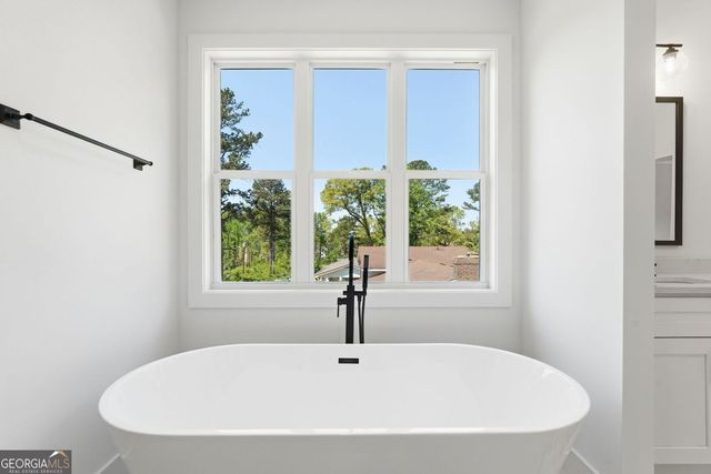 2487 Sims Drive NE, Marietta, GA 30066