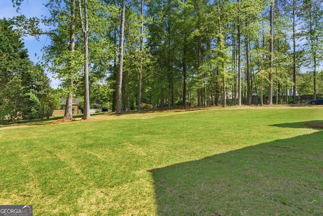 2487 Sims Drive NE, Marietta, GA 30066
