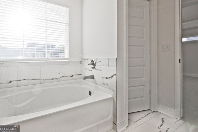 212 Open Waters Walk, Braselton, GA 30517