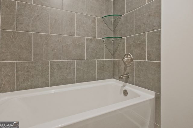212 Open Waters Walk, Braselton, GA 30517