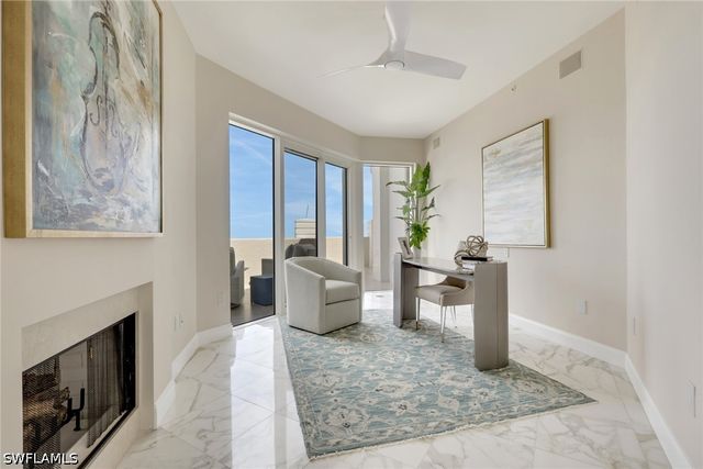 7117 Pelican Bay BLVD 16, Naples, FL 34108