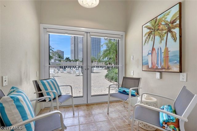 7117 Pelican Bay BLVD 16, Naples, FL 34108