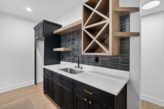 1330 NW Brooks Drive, Waukee, IA 50263