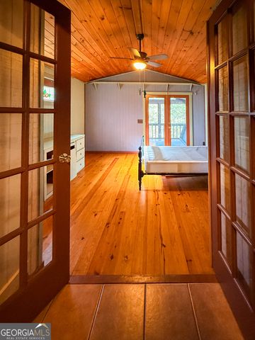 33 McNabb Lane, Clarkesville, GA 30523