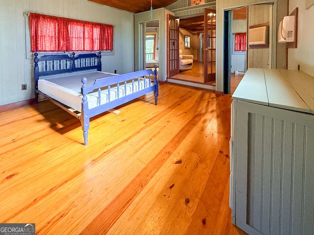 33 McNabb Lane, Clarkesville, GA 30523