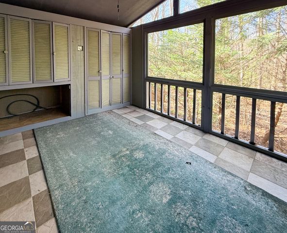 33 McNabb Lane, Clarkesville, GA 30523