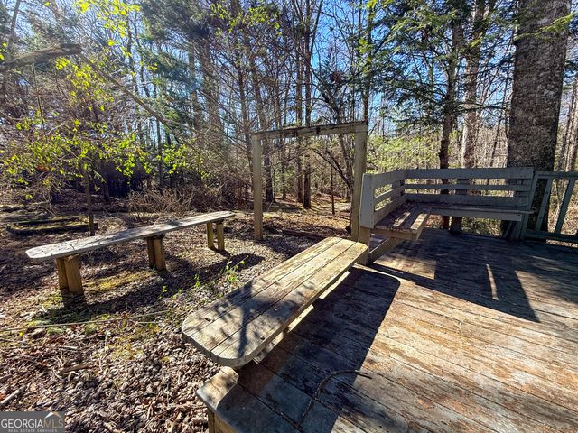 33 McNabb Lane, Clarkesville, GA 30523