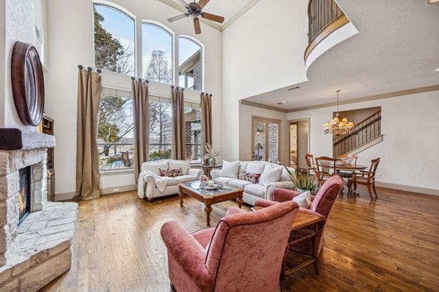 304 Haddington Lane, Mckinney, TX 75071