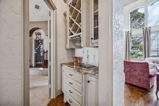 304 Haddington Lane, Mckinney, TX 75071