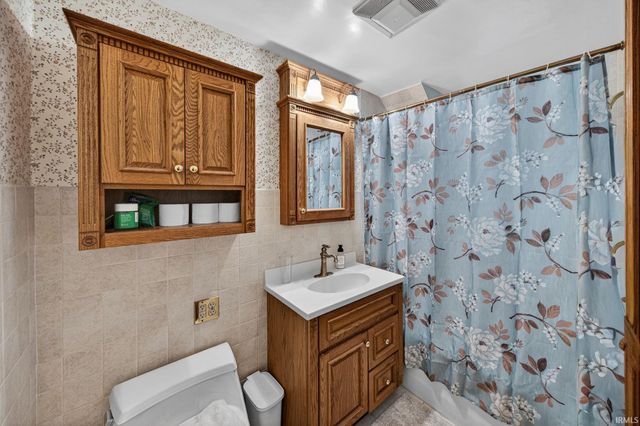 4030 S Michigan Street, South Bend, IN 46614